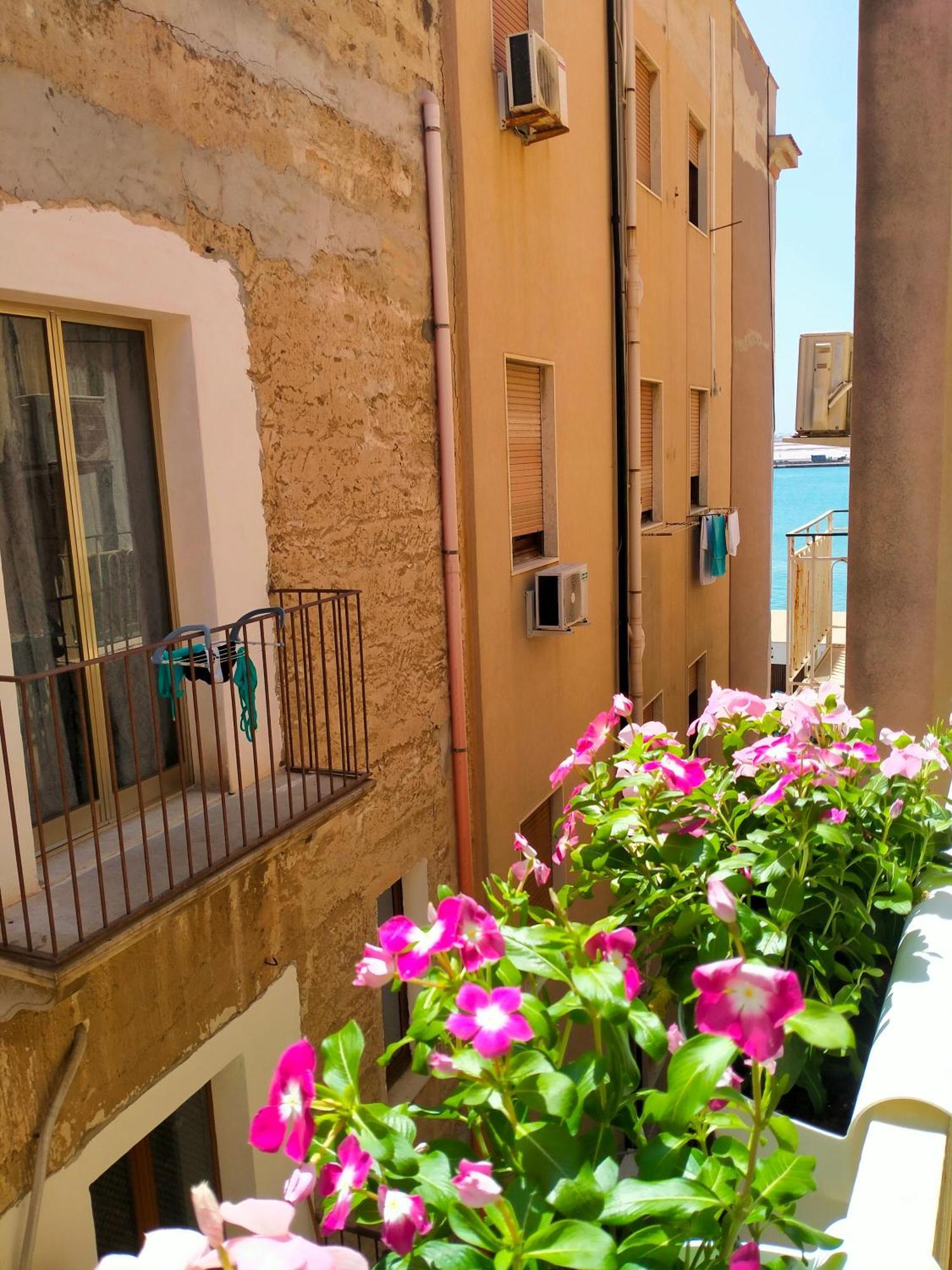 A Casa Tutti Bene Apartment Trapani Exterior photo